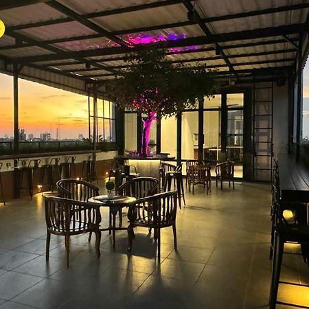 Kostello Rajawali Palembang Exterior photo
